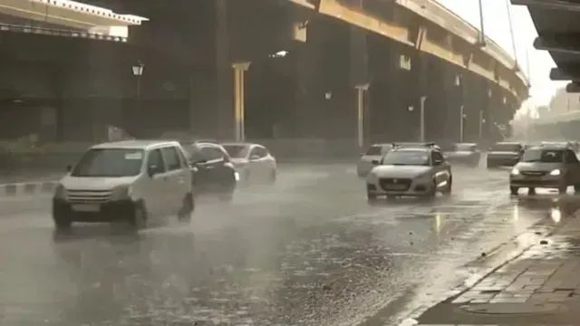 weather-alert-today-weather-delhi-mumbai-rains-up-lucknow-red-alert-maharashtra-himachal-uttarakhand-check-state-wise-forecast