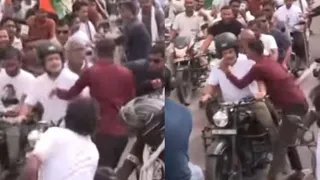 'Aa Gaya Swaad': Man Slapped For Hugging Rahul Gandhi At Bihar Rally; Netizens Find Humour In Viral Video
