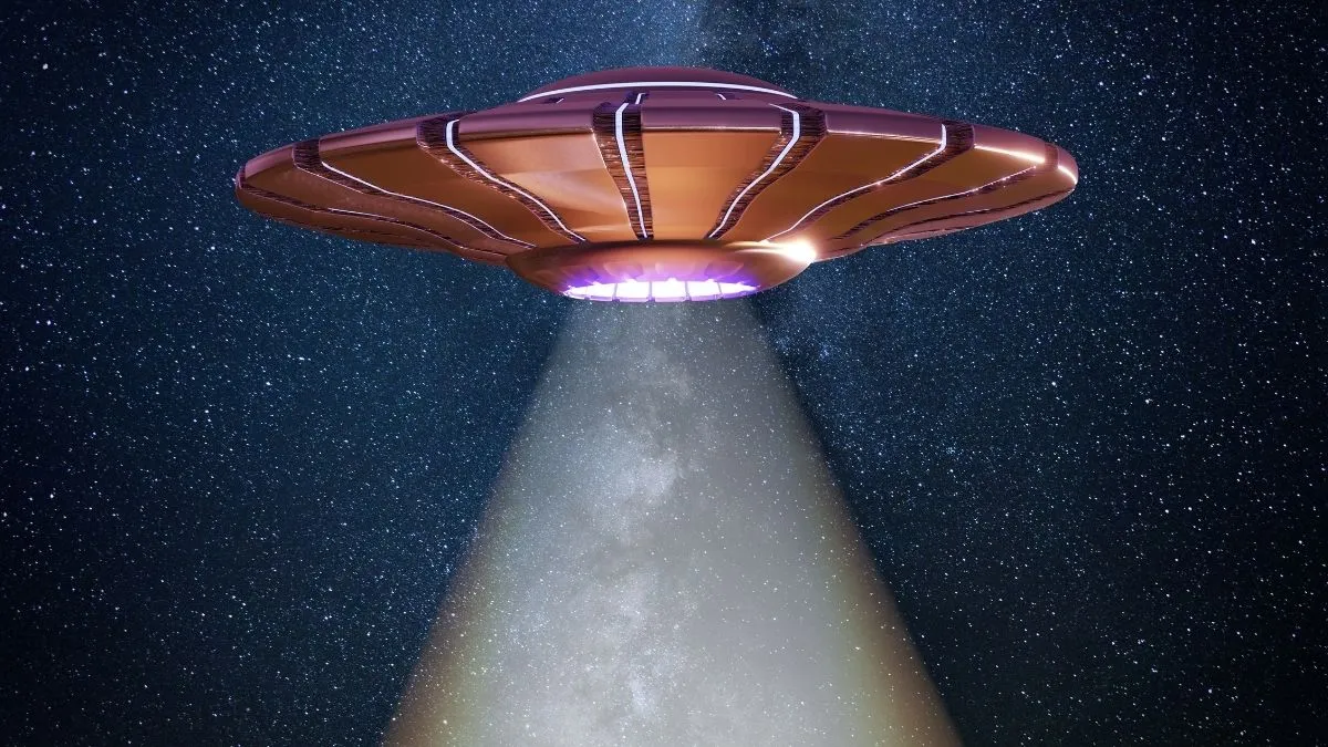 Alien Spaceship Approaching Earth NASA Reveals New Details On ...