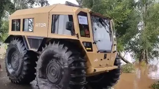 punjab-floods-indian-army-uses-advanced-amphibious-all-terrain-vehicle-to-rescue-villagers-know-all-about-it