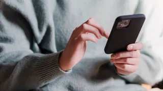only-2-hours-of-phone-use-allowed-this-japanese-city-introduces-proposal-to-curb-smartphone-addiction