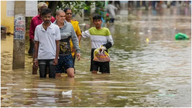 kerala-weather-update-intense-rains-cause-landslide-waterlogging-in-several-districts-orange-alert-for-more-showers-sounded-details