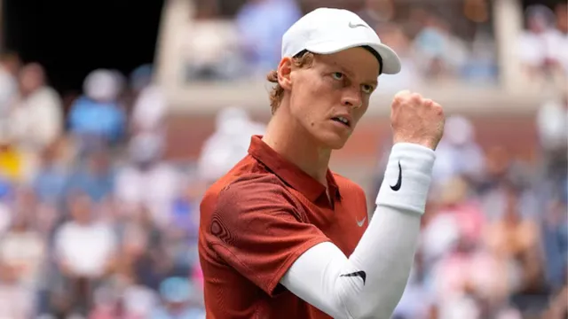 us-open-2025-jannik-sinner-cruises-to-third-round-by-defeating-alex-popyrin-iga-swiatek-beats-lamens