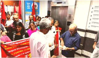Kerala Bank Employees Hold Beef Feast Outside Branch After New Manager Bans It In Office Canteen