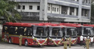 BEST Resumes Bus Services From CSMT After 4-Day Suspension Amid Maratha Stir