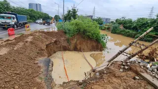 Gurugram Rain Alert: Part Of SPR Shut After Road Collapse, Traffic Diverted; Kadarpur Submerged