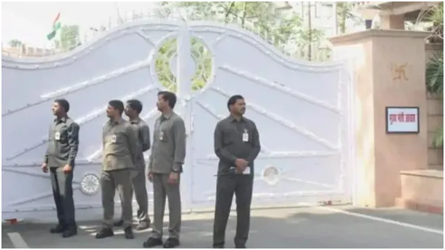 noida-woman-tries-to-set-herself-of-fire-outside-cm-yogis-residence-accuses-haryanvi-singer-of-rape