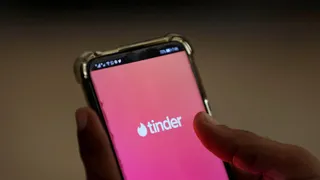 Tinder Date Turns Into ₹50,000 Scam At Delhi Cafe, Sparks Online Safety Debate
