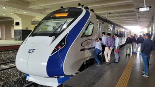 katrasrinagar-vande-bharat-update-irctc-set-to-serve-local-cuisine-on-train-kashmiri-kahwa-on-the-menu