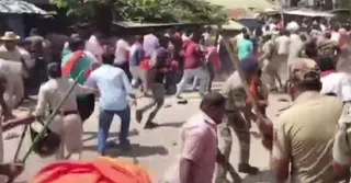 Karnataka: Stone-Pelting During Ganesh Visarjan Sparks Clashes In Mandya; Hindu Groups Protest, Section 144 Imposed