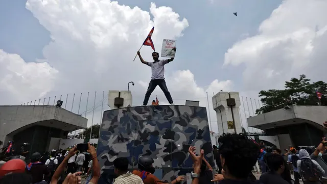 wtf-how-emergenz-hit-nepal-as-young-protesters-torched-palaces-freed-prisoners-forced-president-pms-exit