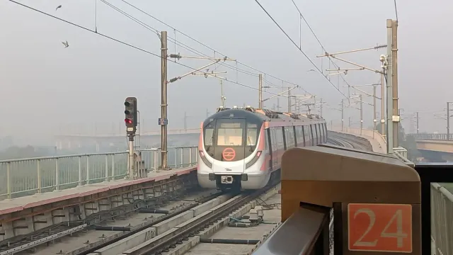 delhi-metro-update-pink-line-extension-82-km-namo-bharat-rapid-rail-to-start-operation-soon-benefit-ncr-commuters