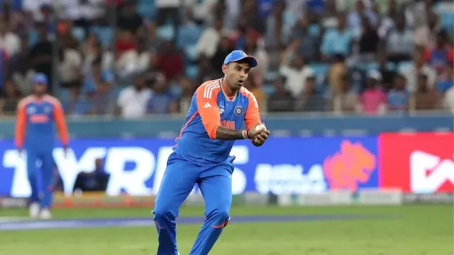 india-national-cricket-team-vs-uae-national-cricket-team-match-scorecard-asia-cup-2025-junaid-siddique-stumped-towel-distraction-india-suryakumar-appeal