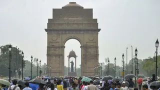 Delhi-NCR Weather: Humid Heat Lingers, Light Rain Likely From THIS Date | Check IMD Forecast