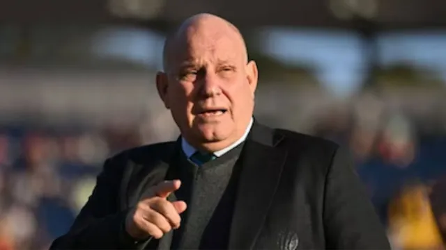 andy-pycroft-apologises-to-pakistan-captain-salman-ali-agha-over-handshake-row-report