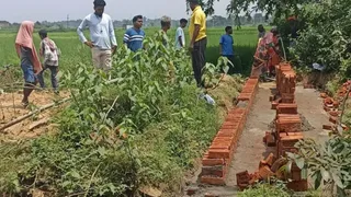 Jharkhand: Protest In Gola As Illegal Construction On Govt Land Risks Flooding, Accidents On Main Road
