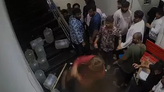 Hyderabad: Seven Injured After Fight Breaks Out Between Customers And Bouncers At Madhapur Pub, Caught On CCTV