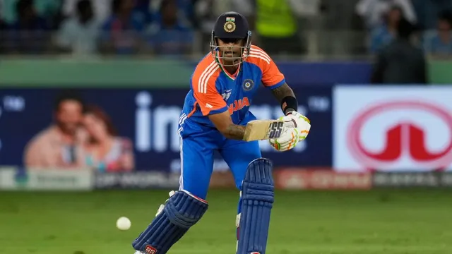 india-vs-pakistan-handshake-row-asia-cup-2025-suryakumar-yadavs-icc-hearing-pcb-complaint