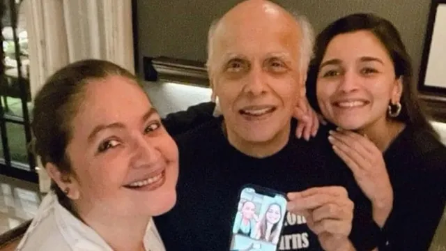 is-alia-bhatt-soon-collaborating-with-stepsister-pooja-bhatt-father-mahesh-bhatt-reveals