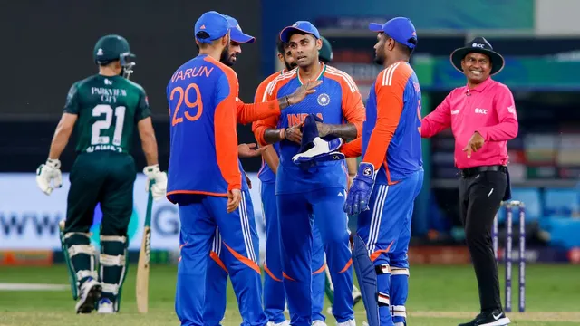 ind-vs-pak-asia-cup-2025-final-how-dubais-pitch-might-influence-indias-title-battle-against-pakistan