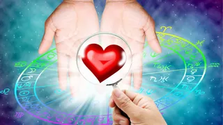 daily-love-horoscope-today-september-29-2025sagittarius-aries-leo-and-libra-to-thrive-in-romance