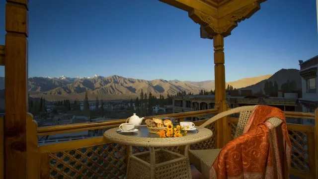 planning-a-trip-to-ladakh-this-is-your-ultimate-guide-to-best-places-to-stay-in-leh