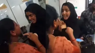 Bengaluru Metro Viral Video: Kannada-Hindi Spat Turns Ugly In Namma Metro As Woman Says, ‘Are You Siddaramaiah’s Woman?’