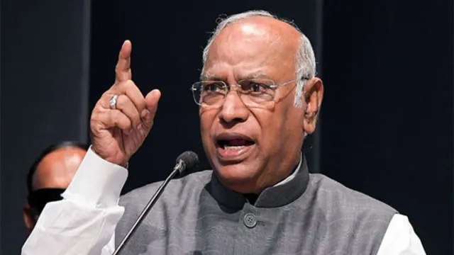 mallikarjun-kharge-congress-president-admitted-to-hospital-in-bengaluru