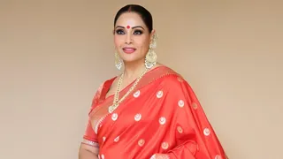 bipasha-basu-aces-viral-bipasha-song-trend-with-daughter-devi-i-got-inspired-by-all-of-you