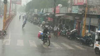 Gorakhpur Weather Forecast: Heavy Rain, Strong Winds Expected; IMD Warns Residents