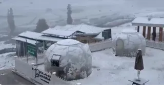 Video: First Snow Of Season Blankets Himachal Pradesh And Kashmir; Check Popular Tourist Destinations In The Hill States