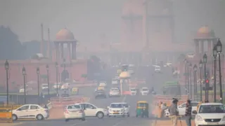 Delhi Air Pollution Directly Linked To Surge In Rheumatoid Arthritis Cases, Doctors Warn