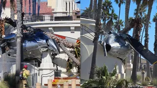 caught-on-camera-helicopter-crashes-near-huntington-beach-in-california-five-injured