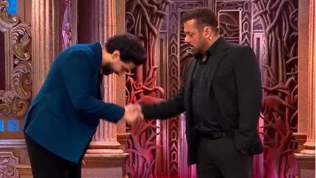 salman-khan-breaks-silence-on-allegations-of-favouring-amaal-mallik-in-bigg-boss-19