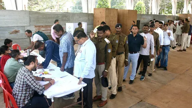 bihar-polls-rjd-mla-vibha-devi-resigns-from-her-post-lauds-nitishs-work-in-nawada