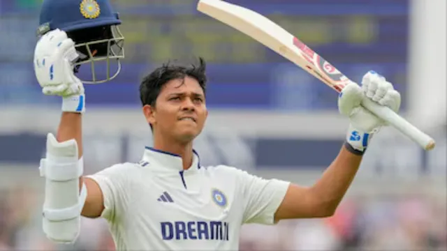 daddy-hundreds-but-sunil-gavaskar-reacts-as-jaiswal-visits-after-marathon-knock