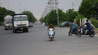 noida-airport-connectivity-boost-new-130-meter-road-to-link-with-nh9-and-greater-noida