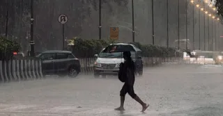Mumbai Weather: Upper Air Cyclonic Circulation Triggers Heavy Rain Amid Hot And Humid Conditions