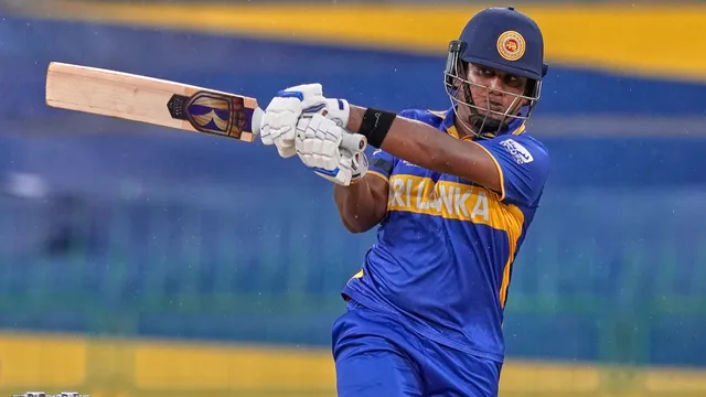 sl-w-vs-ban-w-chamari-athapaththu-creates-history-becomes-first-female-sri-lankan-cricketer-to-score-4000-runs-in-odis