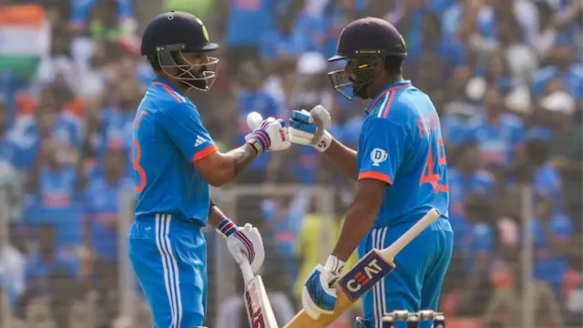 india-vs-australia-perth-odi-sunil-gavaskar-backs-virat-kohli-rohit-sharma-to-bounce-back-in-adelaide-after-perth-flop-show