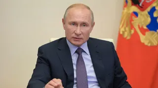 poland-warns-vladimir-putin-against-crossing-its-airspace-ahead-of-hungary-summit-with-trump