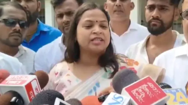 bihar-polls-rjds-shweta-suman-cries-foul-after-nomination-rejected-blames-bjp-for-pressuring-officials