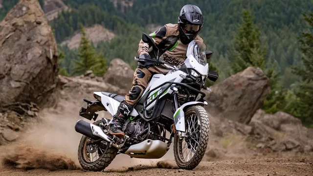 royal-enfield-himalayan-450-rival-kawasaki-kle500-unveiled-check-features-and-specs