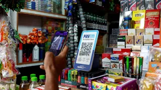Zoho Founder Sridhar Vembu Prepares To Take On Paytm And PhonePe With UPI-Based Zoho Pay