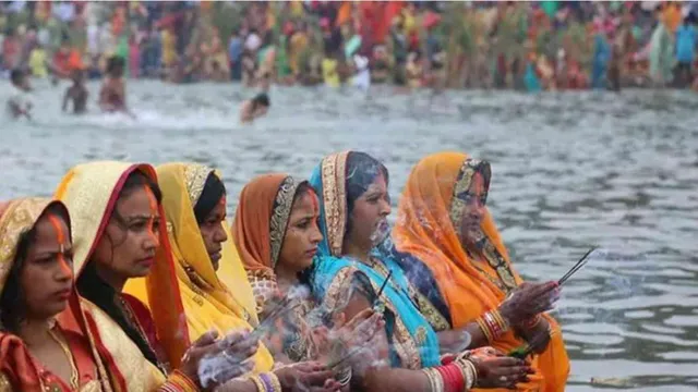 chhath-puja-in-gurugram-preparations-complete-security-tightened-as-nahay-khay-begins