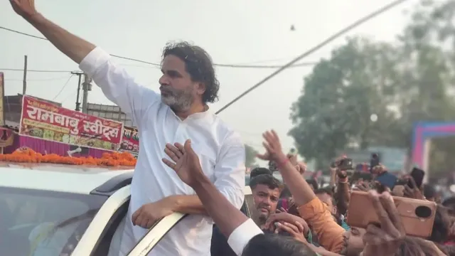 biharis-beaten-at-stations-prashant-kishor-counters-pm-modi-on-chhath-train-promise