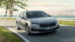 Skoda Superb Makes World Record By Covering 2831 Km On A Single Tank: Check Details