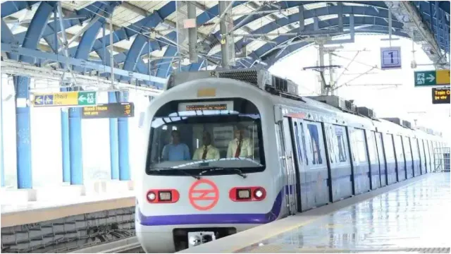 delhi-metro-update-dmrc-plans-expansion-of-platforms-to-reduce-peakhour-congestion-check-list-of-stations-here