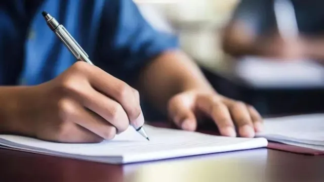 up-police-recruitment-exam-dates-computer-operator-nov-1-clerical-cadre-nov-2
