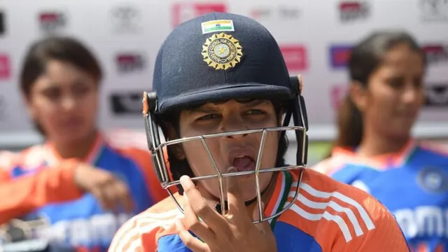 indw-vs-ausw-womens-world-cup-2025-2nd-semifinal-india-vs-australia-womens-world-cup-semi-final-predicted-xi-shafali-verma-radha-yadav-smriti-mandhana